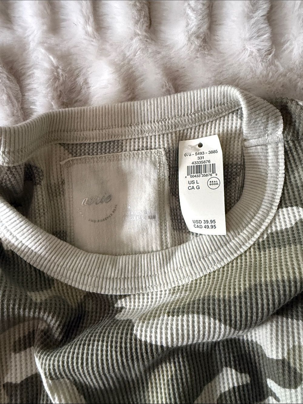 NWT Aerie Green Camo Camouflage Long Sleeve Thermal Shirt Top Size L - Picture 3 of 4